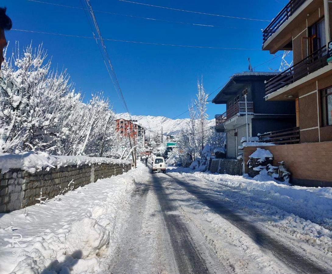 Hotel Shami Inn Manali Stz-1001 מנאלי מראה חיצוני תמונה